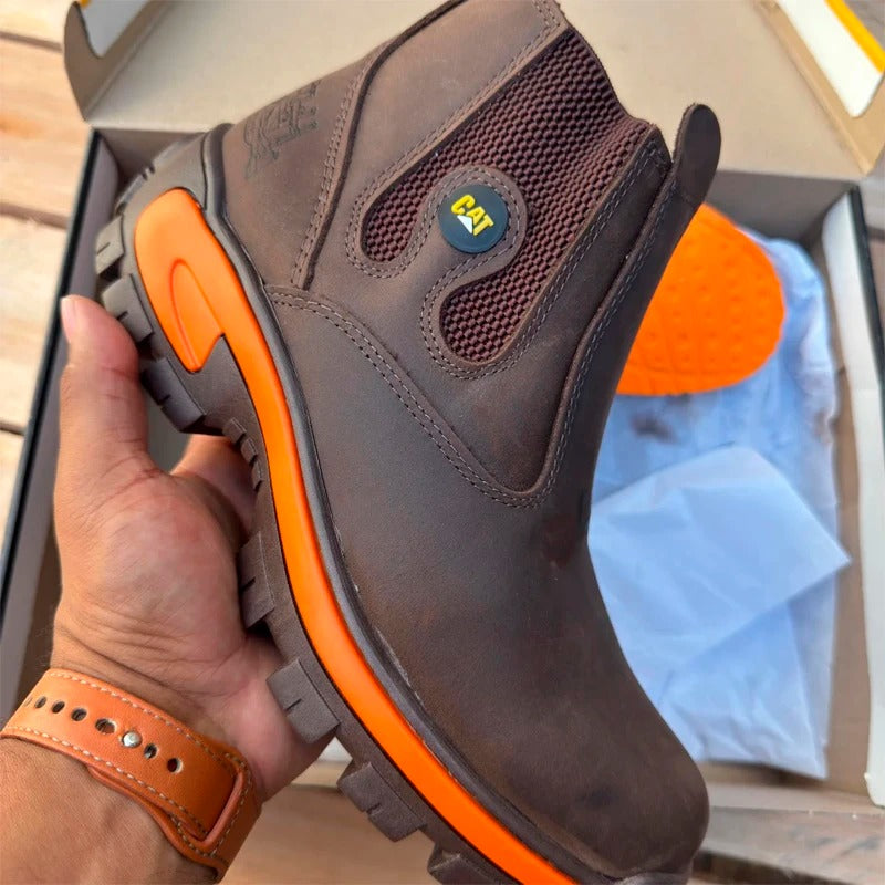 Kit Bota Masculina Adventure em Couro Legítimo e Palmilha Ortopédica +BRINDES: Chapéu, Cinto, Faca, Carteira e Copo